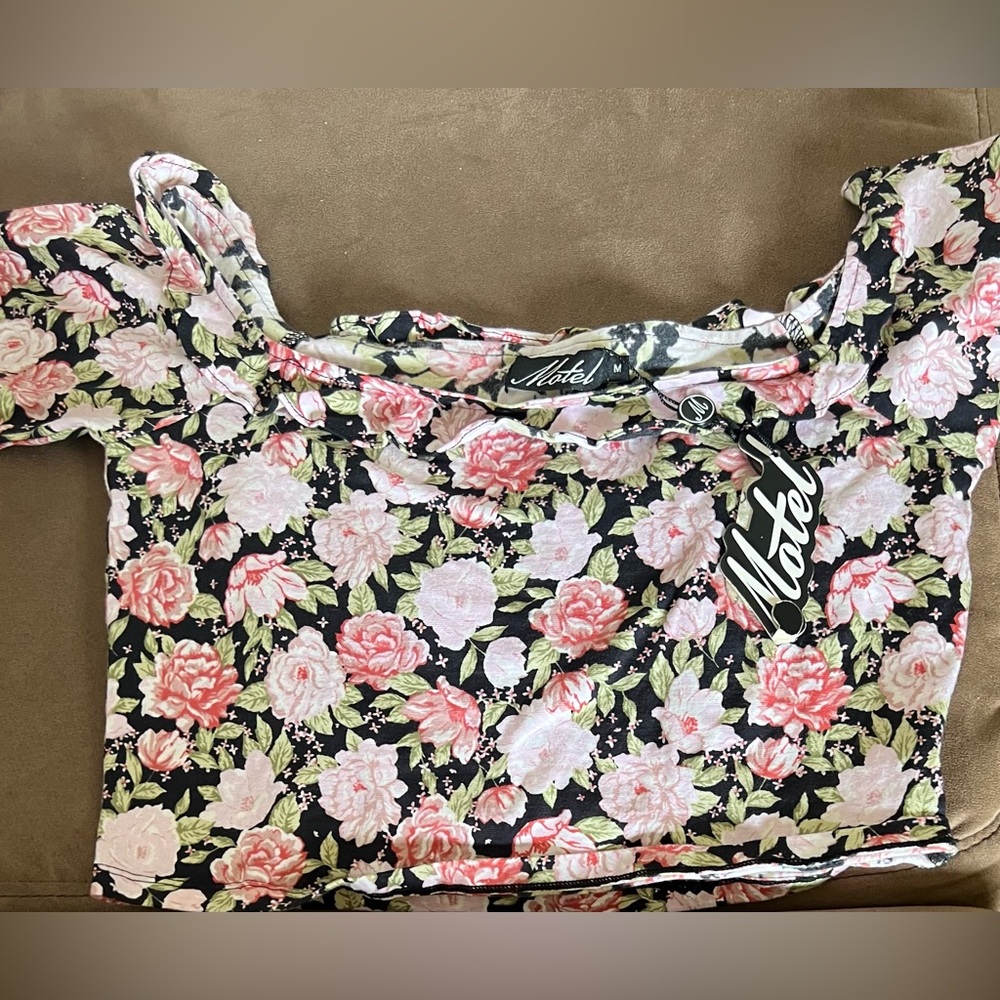 Motel Rocks Floral Crop Top - Picture 4 of 4